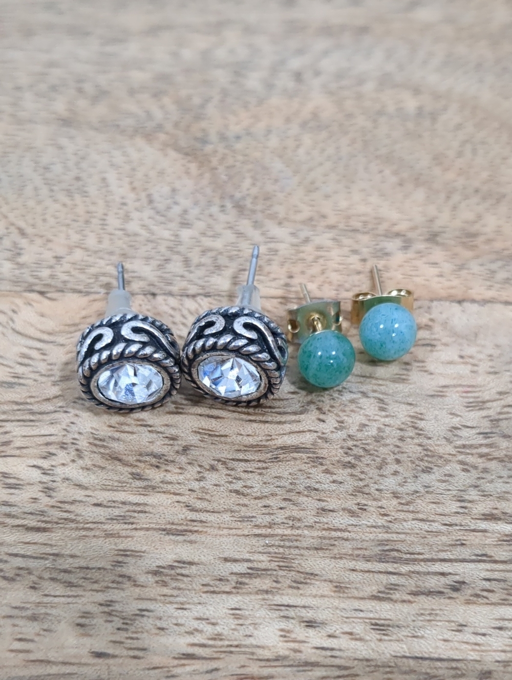 2 Sets Jadeite And Crystal Set Of Earrings